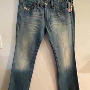 Y2K NWT DIESEL INDUSTRY JEANS WOMENS SIZE 27 (WAIST MEASURES 15 FLAT) DISTRESSED